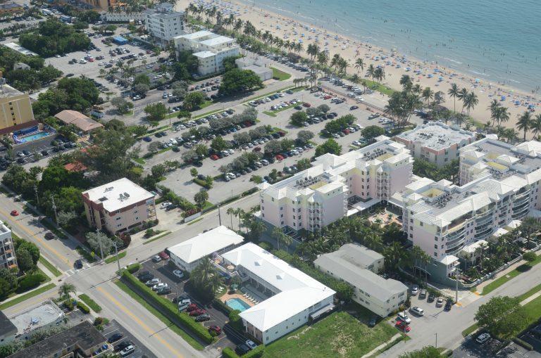 Carriage House Resort Deerfield Beach Eksteriør bilde
